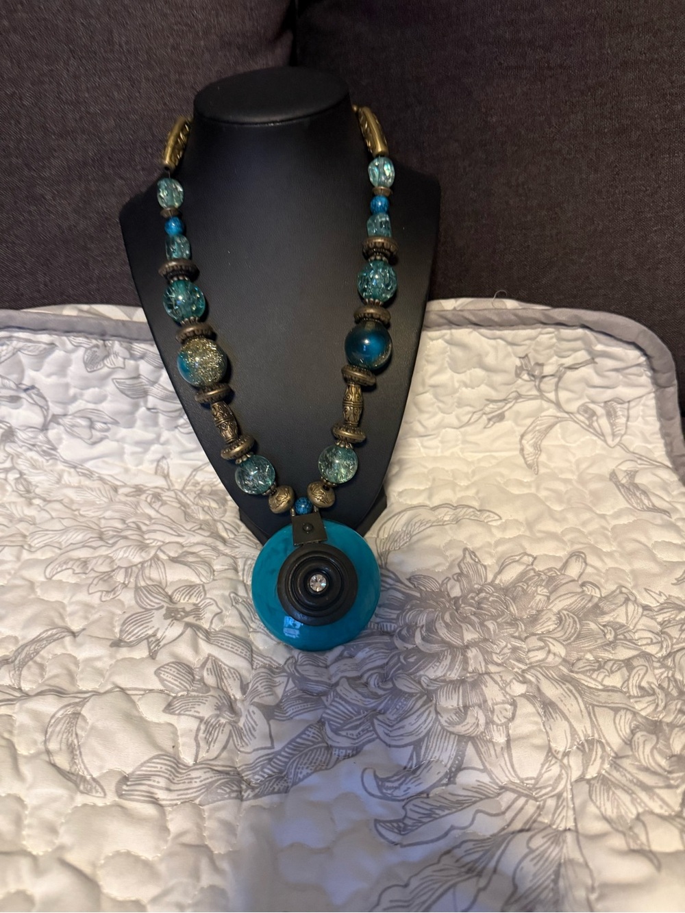Turquoise Statement Bead Necklace – Women Jewelry